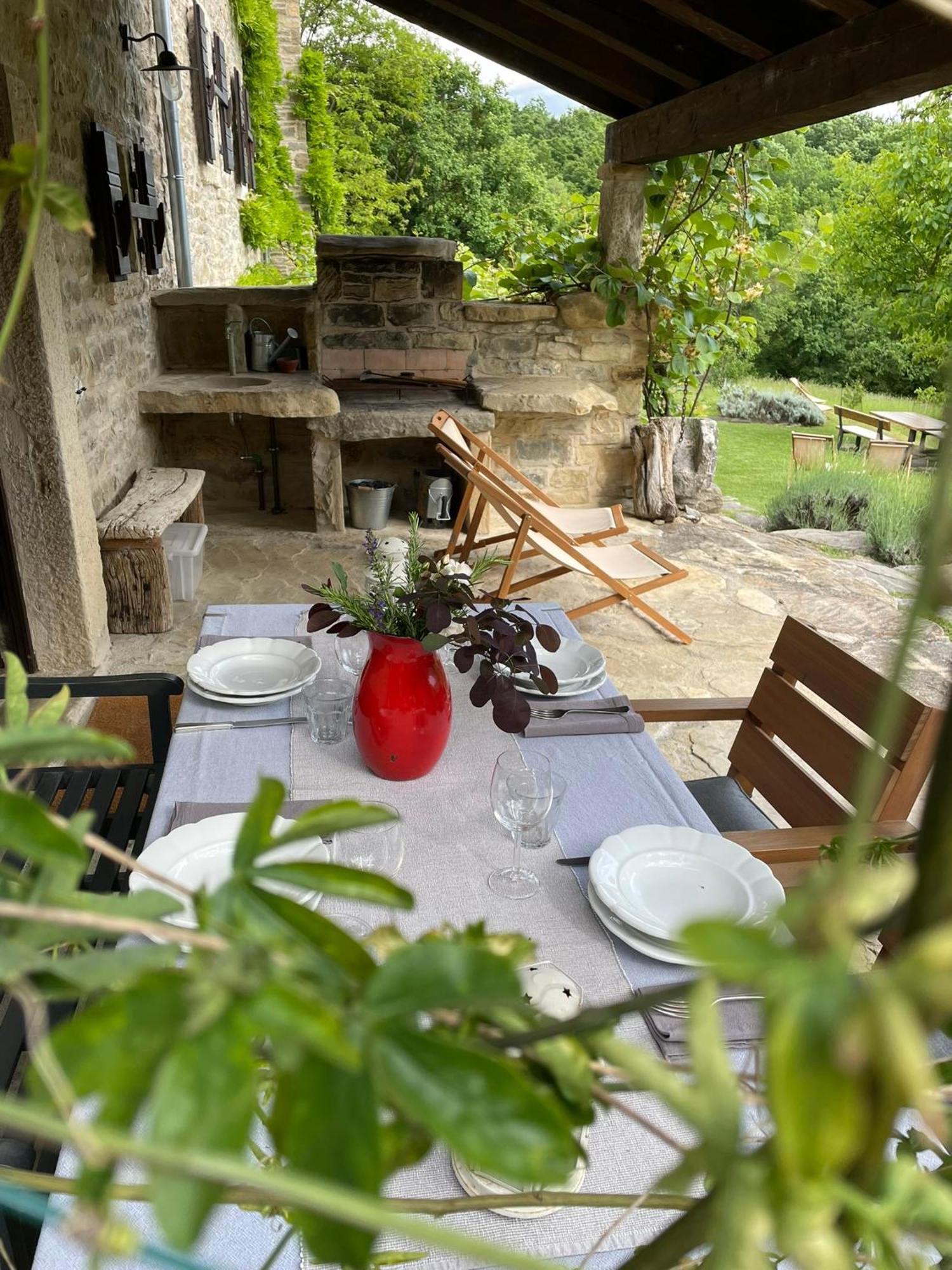 Bolara 60: The Cottage グロジュニャン エクステリア 写真